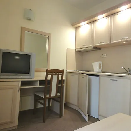 Hotel Avalon Hotel 3*